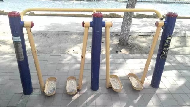 漫步機(jī) 漫步機(jī)