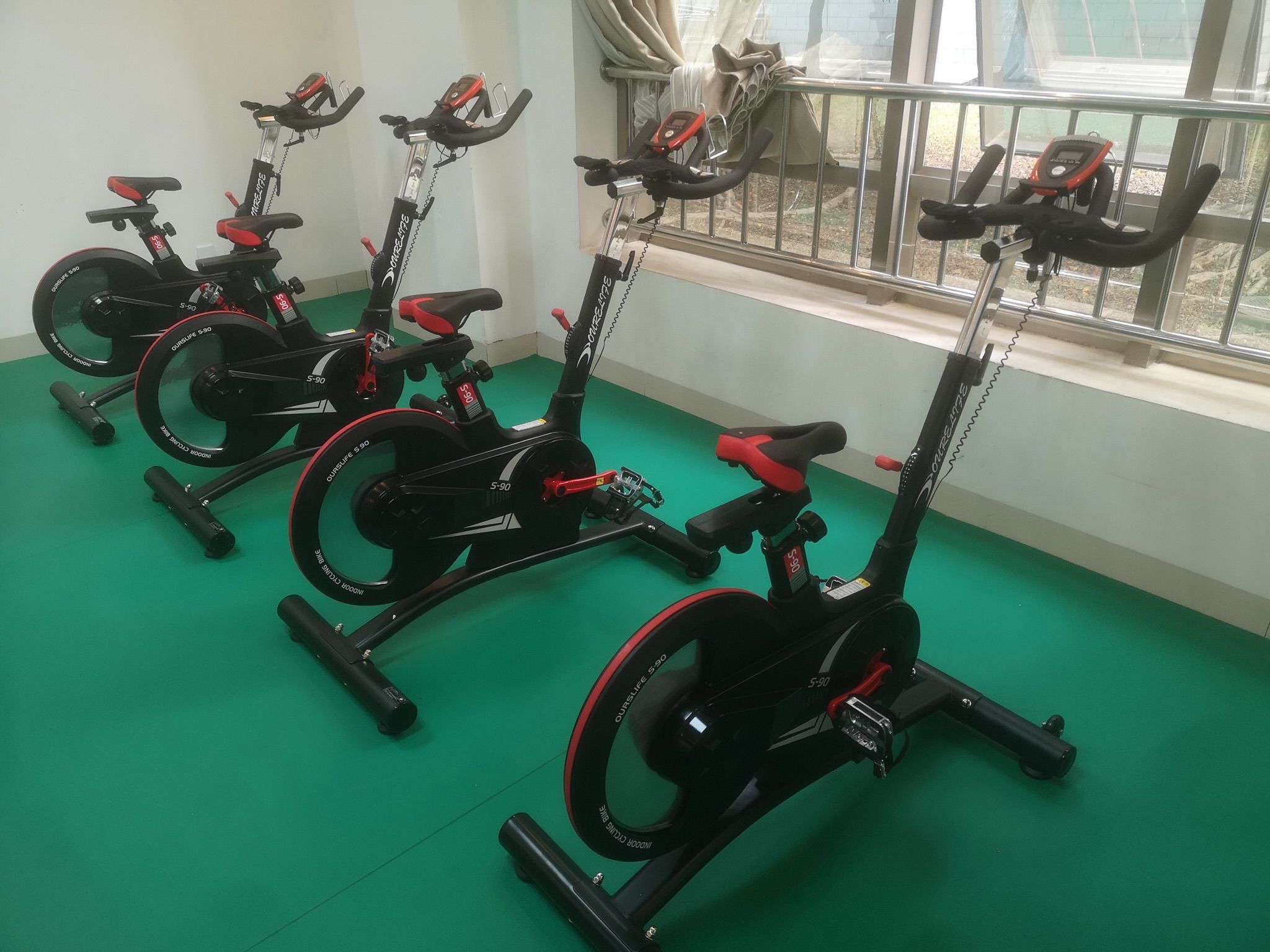 動(dòng)感單車(chē) 動(dòng)感單車(chē)